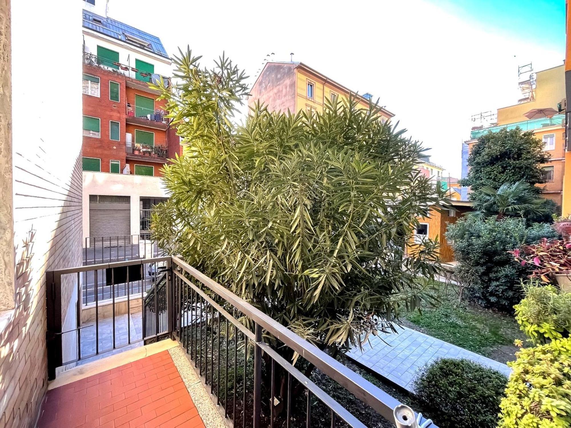 Mh Studios, Milan